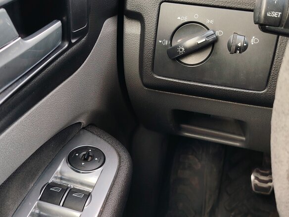 2011 Ford Focus II Рестайлинг, серый, 475000 рублей - вид 12