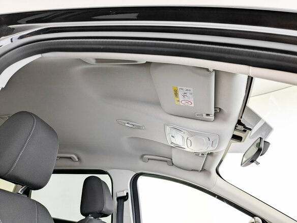 2015 Ford Kuga II, чёрный - вид 21