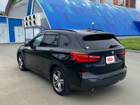2017 BMW X1 18d xDrive II (F48), чёрный, 1650000 рублей, вид 4