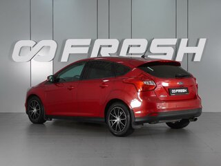 2014 Ford Focus III, красный, 1049000 рублей, вид 2
