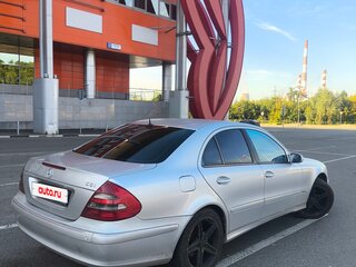 2002 Mercedes-Benz E-Класс 220 III (W211, S211), серый, 665000 рублей, вид 5