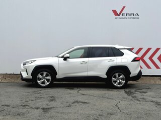 2021 Toyota RAV4 V (XA50), белый, 3100000 рублей, вид 2