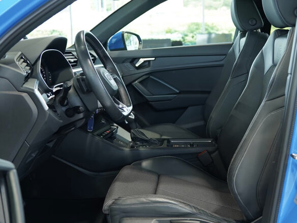 2023 Audi Q3 35 TDI II (F3), синий, 4445000 рублей - вид 11