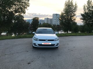 2013 Volkswagen Golf VII, белый, 908000 рублей, вид 2