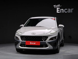 2022 Hyundai Kona I Рестайлинг, серебристый, 1792400 рублей, вид 2