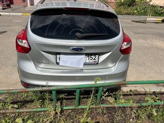 2014 Ford Focus III, серебристый, 710000 рублей, вид 3