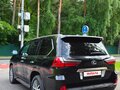 2017 Lexus LX 570 III Рестайлинг 2, чёрный, 12000000 рублей - вид 8