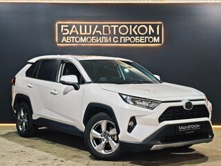 2022 Toyota RAV4 V (XA50), белый, 3450000 рублей, вид 3