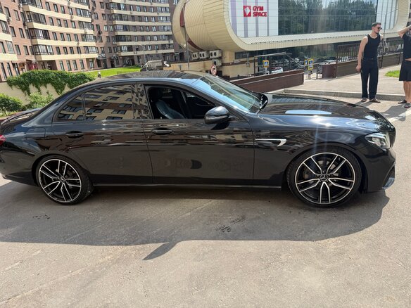 2016 Mercedes-Benz E-Класс 200 V (W213, S213, C238), чёрный - вид 3