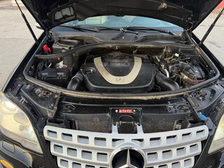 2010 Mercedes-Benz M-Класс 350 II (W164) Рестайлинг, чёрный, 1050000 рублей, вид 3