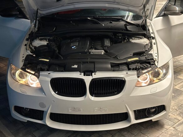 2008 BMW 3 серии 325i V (E90/E91/E92/E93), белый - вид 21