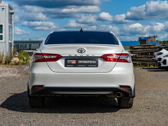 2021 Toyota Camry VIII (XV70) Рестайлинг, белый - вид 4