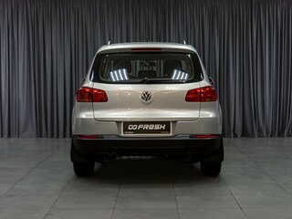 2013 Volkswagen Tiguan I Рестайлинг, серебристый, 1269000 рублей, вид 4