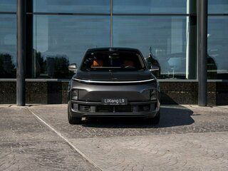 2025 Li Auto (Lixiang) L9 52.3 kWh I Рестайлинг, серый, 9190000 рублей, вид 3
