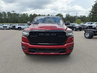 2026 Ram 1500 Crew Cab eTorque V Рестайлинг, красный, 5689872 рублей, вид 2
