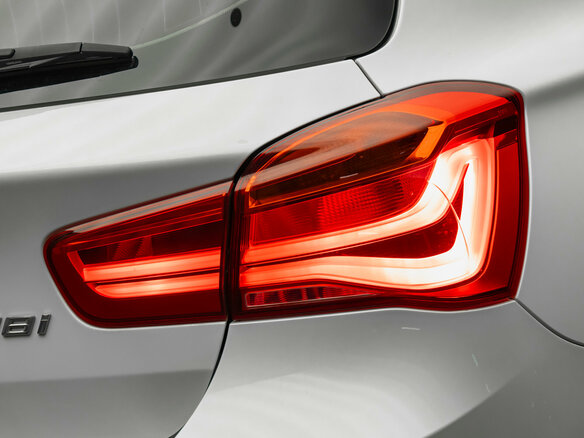2017 BMW 1 серии 118i II (F20/F21) Рестайлинг 2, белый, 1930000 рублей - вид 18