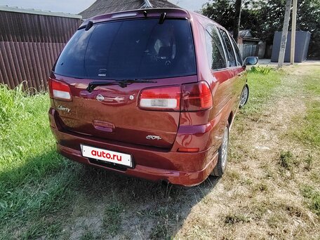 1999 Nissan Liberty, красный, 415000 рублей, вид 5