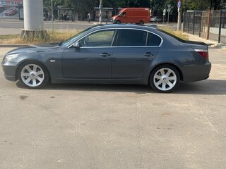2008 BMW 5 серии 520d V (E60/E61) Рестайлинг, серый, 820000 рублей, вид 5
