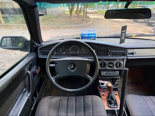 1989 Mercedes-Benz 190 (W201), серый, 225000 рублей, вид 1