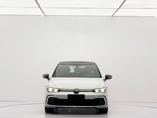 2024 Volkswagen Golf VIII, белый, 2190000 рублей, вид 5