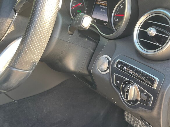 2015 Mercedes-Benz C-Класс 180 IV (W205), чёрный, 2000000 рублей - вид 11