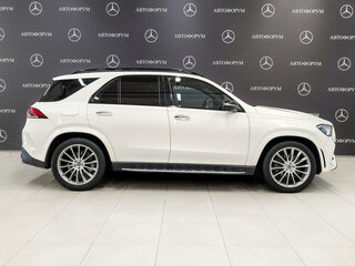 2021 Mercedes-Benz GLE 400 d II (V167), белый, 6550000 рублей, вид 3