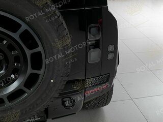 2026 Land Rover Defender Octa II, чёрный, 28500000 рублей, вид 5