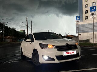 2013 Citroen C4 II, белый, 470000 рублей, вид 2