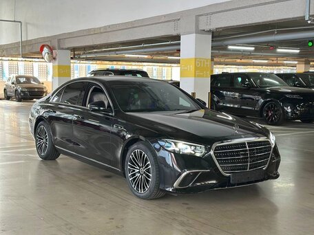 2026 Mercedes-Benz S-Класс 350 d 4MATIC VII (W223) Рестайлинг, чёрный, 18000000 рублей, вид 4