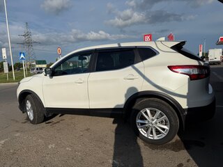 2018 Nissan Qashqai II, белый, 1430000 рублей, вид 2