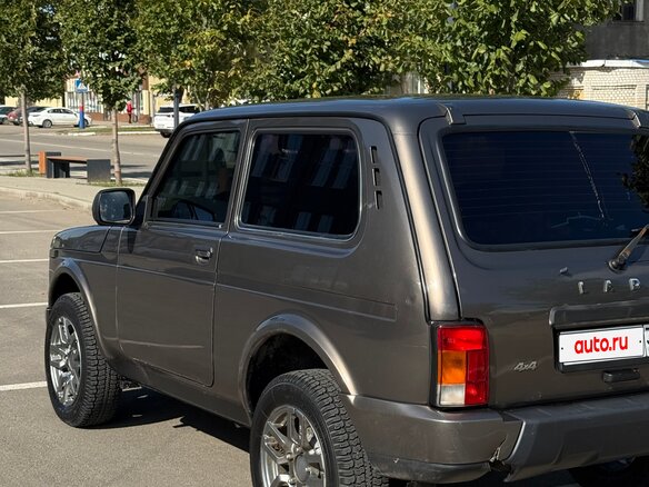 2019 Lada (ВАЗ) 2121 (4x4) Urban I Рестайлинг, коричневый, 610000 рублей - вид 8