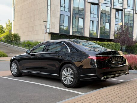 2023 Mercedes-Benz S-Класс 680 Long 4MATIC Guard VII (W223), чёрный, 81200000 рублей, вид 3