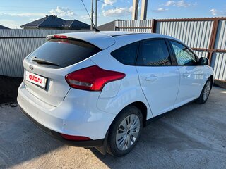 2016 Ford Focus III Рестайлинг, белый, 955000 рублей, вид 5
