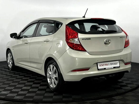 2014 Hyundai Solaris I, бежевый, 1310000 рублей - вид 7