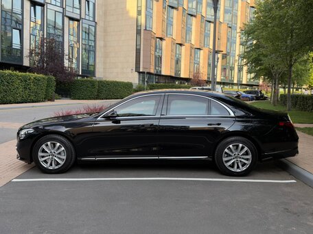 2023 Mercedes-Benz S-Класс 680 Long 4MATIC Guard VII (W223), чёрный, 81200000 рублей, вид 2