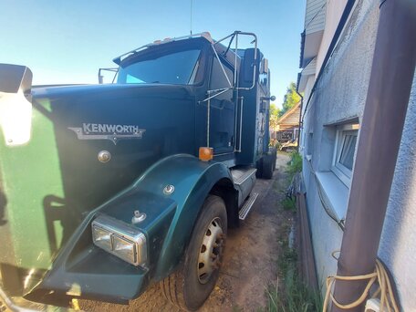 2002 Kenworth T800, зелёный, 2350000 рублей, вид 4