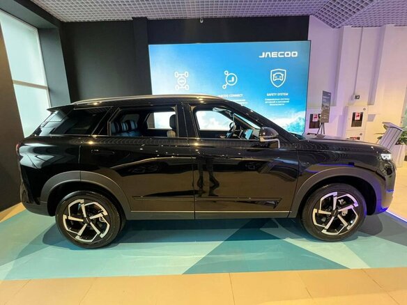2026 Jaecoo J7 I Рестайлинг, чёрный - вид 5