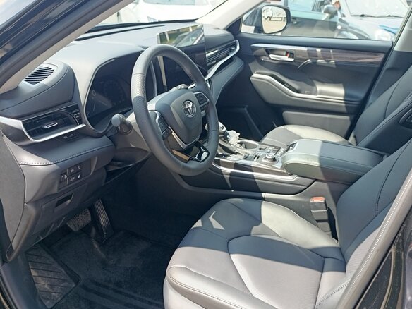 2026 Toyota Highlander IV (XU70), чёрный, 5550000 рублей - вид 8