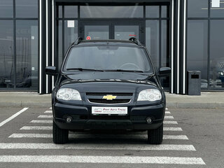2012 Chevrolet Niva I Рестайлинг, чёрный, 485000 рублей, вид 2