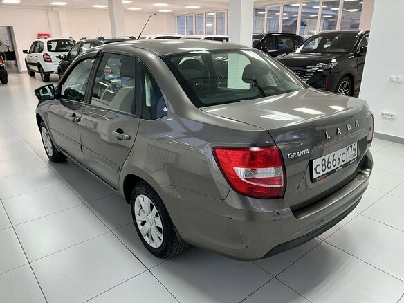 2020 Lada (ВАЗ) Granta I Рестайлинг, коричневый, 585000 рублей - вид 6