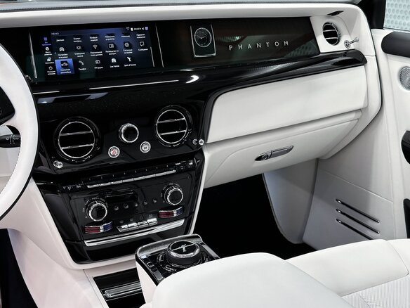 2026 Rolls-Royce Phantom Extended VIII (Series I), чёрный, 87500000 рублей - вид 24