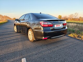 2015 Toyota Camry VII (XV50) Рестайлинг, чёрный, 1850000 рублей, вид 4
