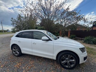 2011 Audi Q5 I (8R), белый, 1700000 рублей, вид 3