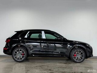 2025 Audi Q5 L 45 TFSI II (FY) Рестайлинг, чёрный, 5350000 рублей, вид 3