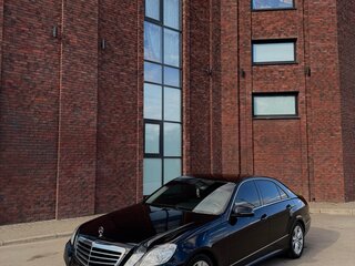 2010 Mercedes-Benz E-Класс 350 IV (W212, S212, C207), чёрный, 1549000 рублей, вид 1