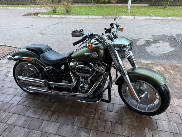 2022 Harley-Davidson Fat Boy, зелёный, 2300000 рублей - вид 5