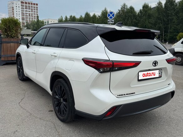 2021 Toyota Highlander IV (XU70), белый, 4870000 рублей - вид 6