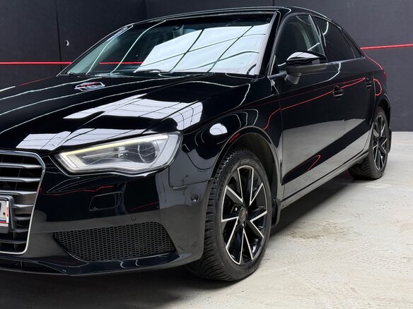2014 Audi A3 III (8V), чёрный, 1000000 рублей - вид 1