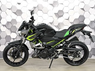 2019 Kawasaki Z 400, чёрный, 489000 рублей, вид 4