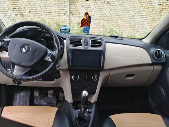 2014 Renault Logan II, белый, 650000 рублей - вид 10